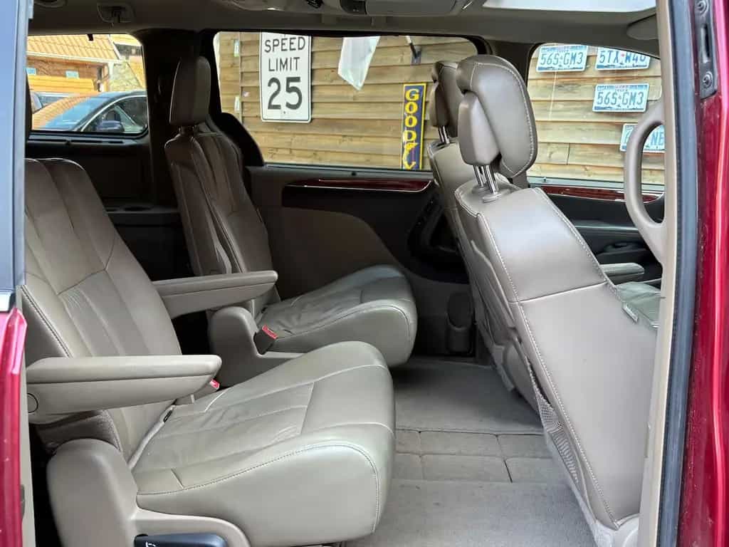 Chrysler Grand Voyager Town & Country 3,6L LPG AHK Leder 06/2014-photo-27