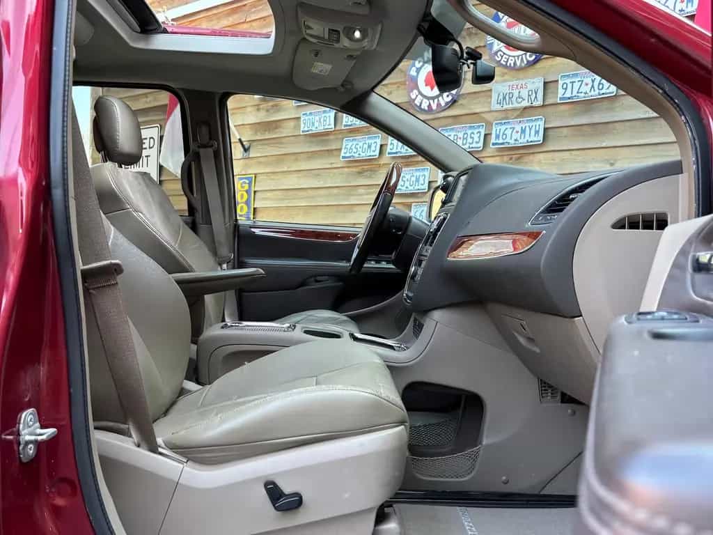 Chrysler Grand Voyager Town & Country 3,6L LPG AHK Leder 06/2014-photo-28