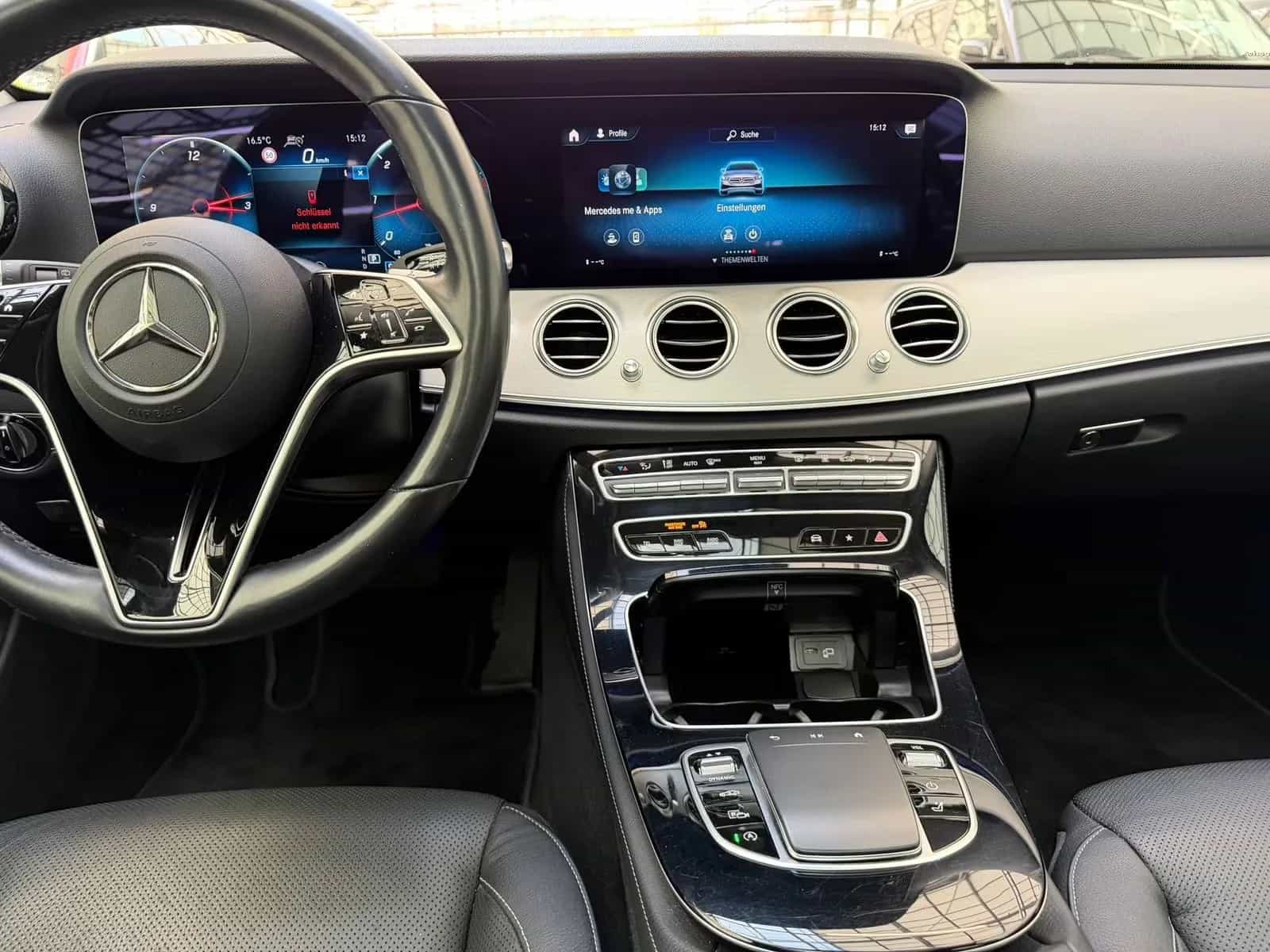 Mercedes-Benz E-Class 400 11/2021-photo-10