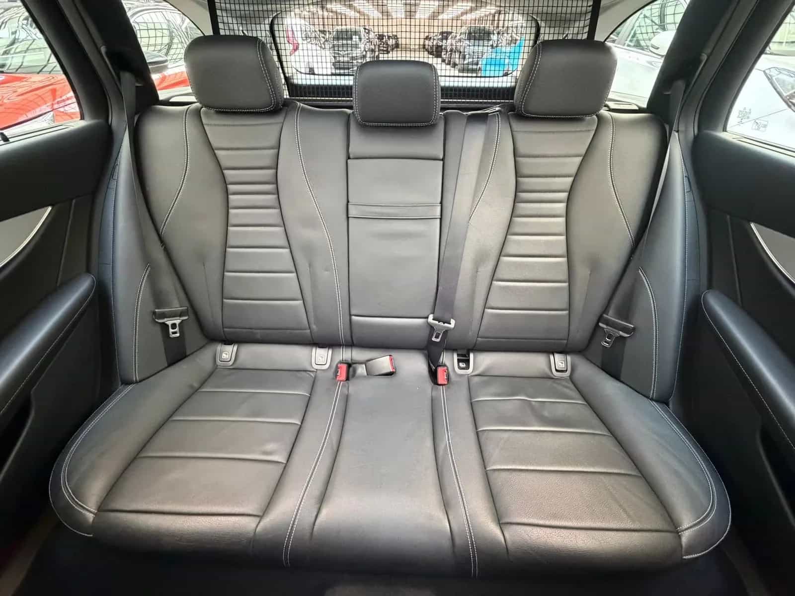 Mercedes-Benz E-Class 400 11/2021-photo-14