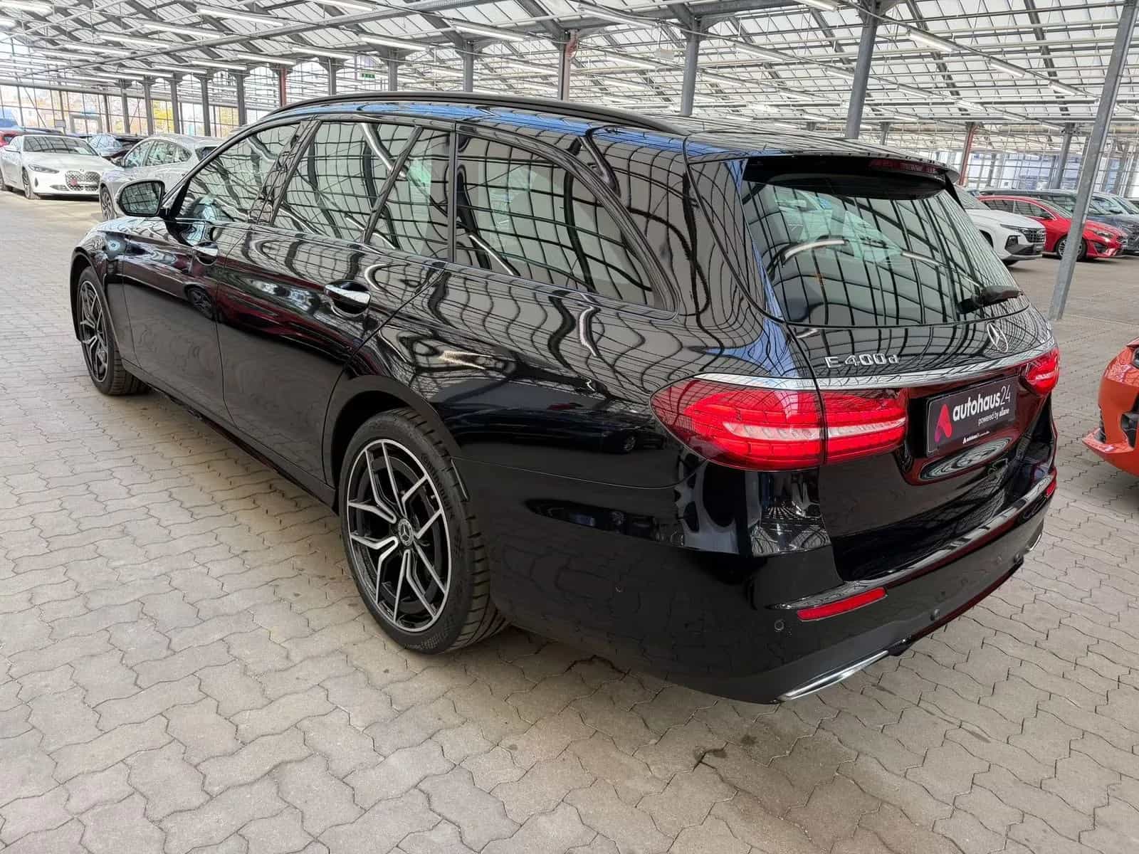 Mercedes-Benz E-Class 400 11/2021-photo-3