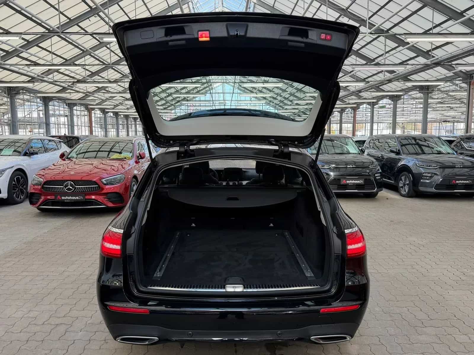 Mercedes-Benz E-Class 400 11/2021-photo-5