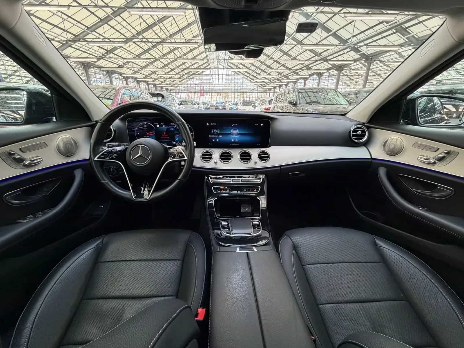 Mercedes-Benz E-Class 400 11/2021-photo-8