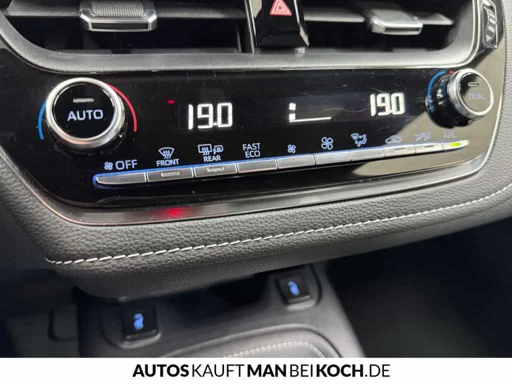 Toyota Corolla TS 1.8 Hybrid CVT Comfort NAVI LED ACC 01/2023-photo-27