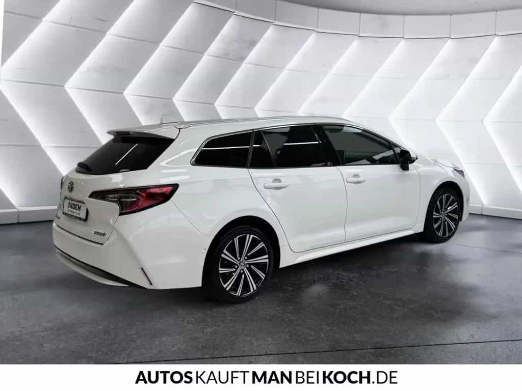 Toyota Corolla TS 1.8 Hybrid CVT Comfort NAVI LED ACC 01/2023-photo-4