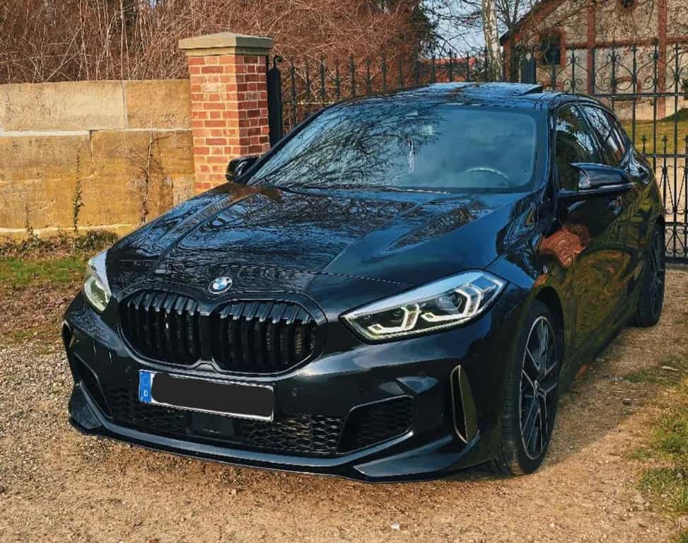 BMW 1 Series 135 i xdrive VOLL H&K PANO 8fach M Sportsitze 02/2020-photo-0