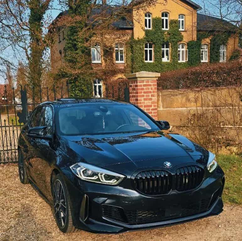 BMW 1 Series 135 i xdrive VOLL H&K PANO 8fach M Sportsitze 02/2020-photo-1