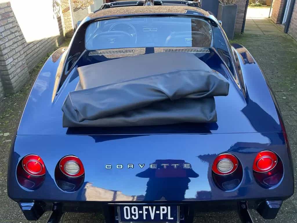 Chevrolet Corvette 07/1975-photo-8
