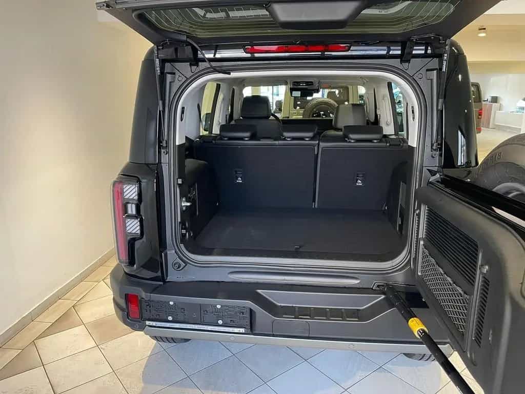 BAIC BJ40 Pro Black 2.0T 4WD PANO Leder Lagerfahrzeug null-photo-11