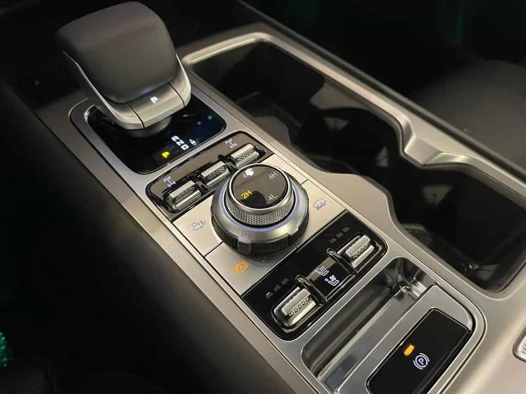 BAIC BJ40 Pro Black 2.0T 4WD PANO Leder Lagerfahrzeug null-photo-17