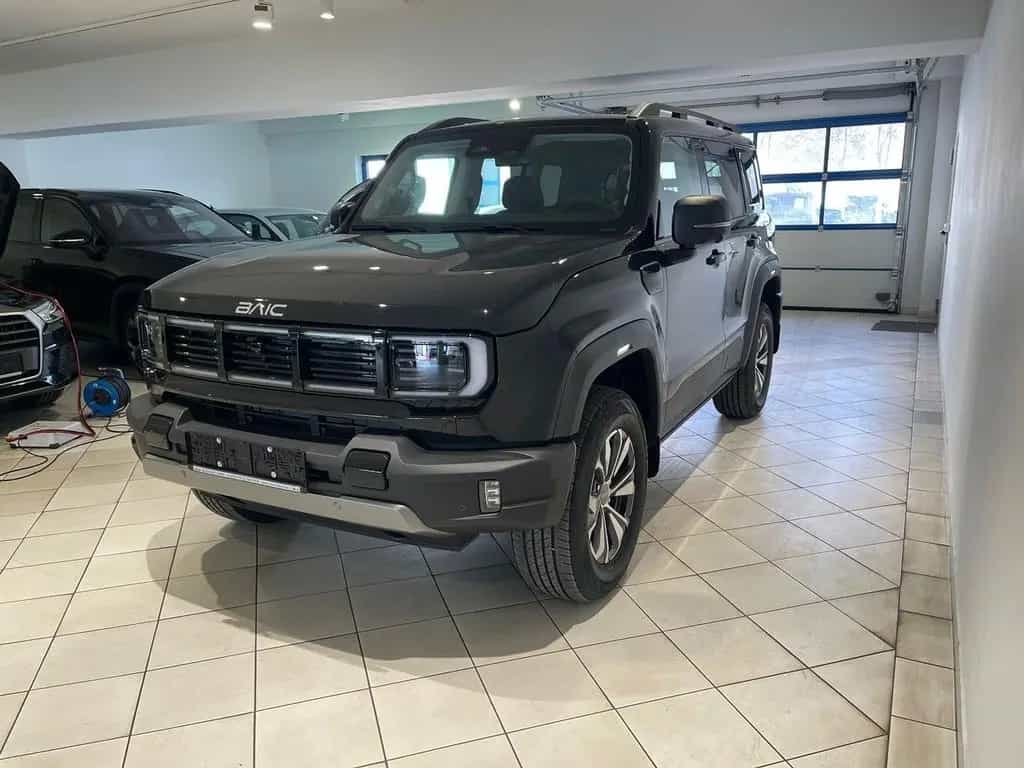 BAIC BJ40 Pro Black 2.0T 4WD PANO Leder Lagerfahrzeug null-photo-2