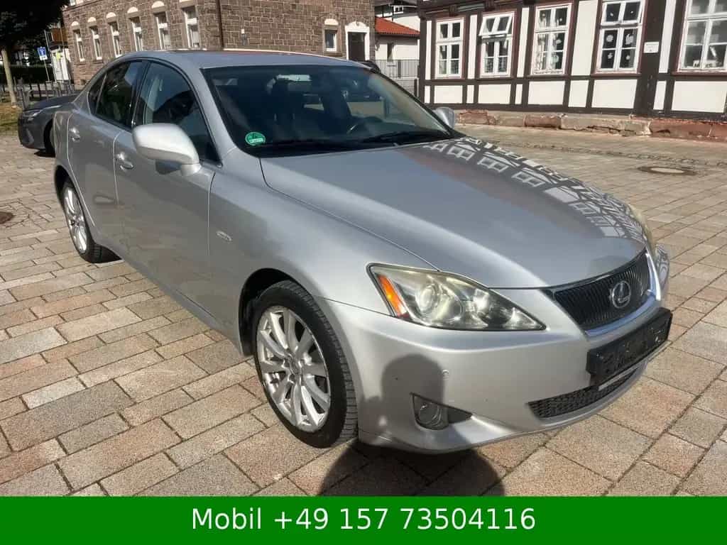 Lexus ANDERE IS 220d Limited 07/2008-photo-2
