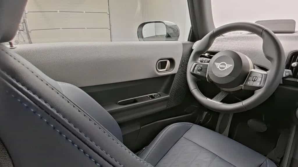 MINI Cooper C 03/2025-photo-10