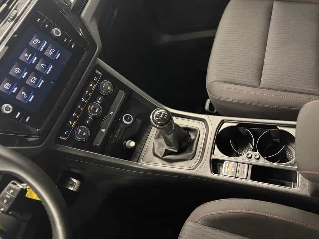 Volkswagen Touran R-Line Sound BMT/Start-Stopp 06/2018-photo-12
