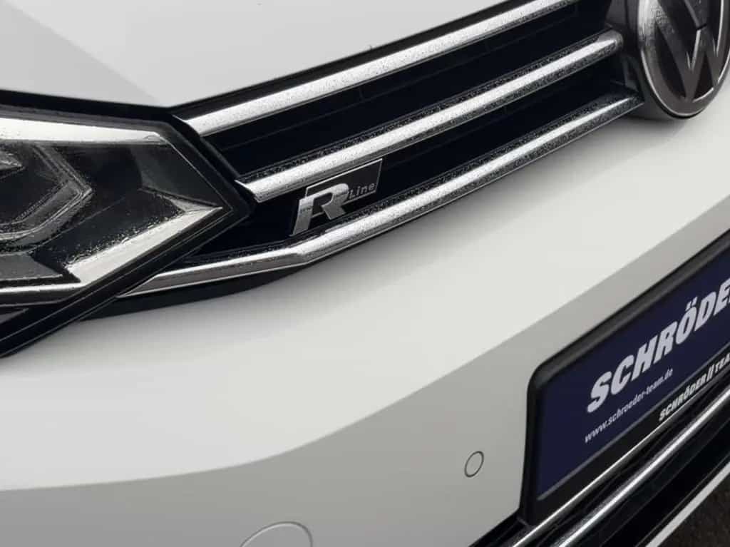 Volkswagen Touran R-Line Sound BMT/Start-Stopp 06/2018-photo-21