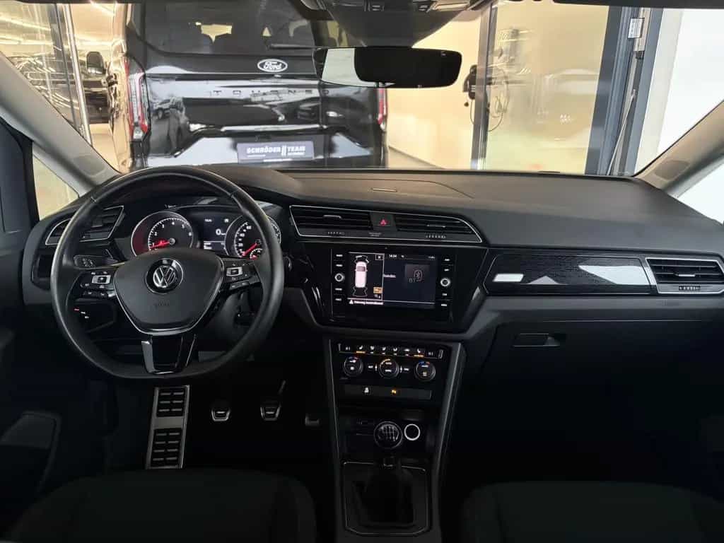 Volkswagen Touran R-Line Sound BMT/Start-Stopp 06/2018-photo-7