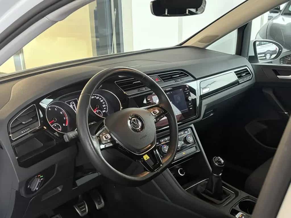 Volkswagen Touran R-Line Sound BMT/Start-Stopp 06/2018-photo-8