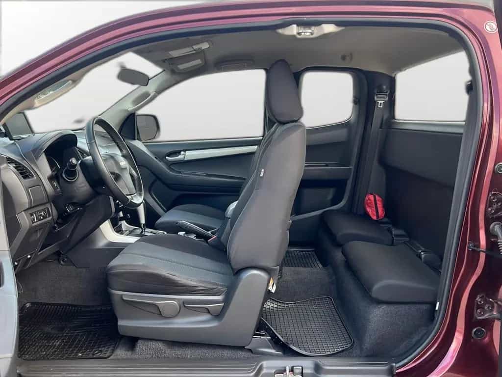 Isuzu D-Max Space Cab 4WD Custom*1HAND*AHK-3.5 To* 10/2013-photo-11