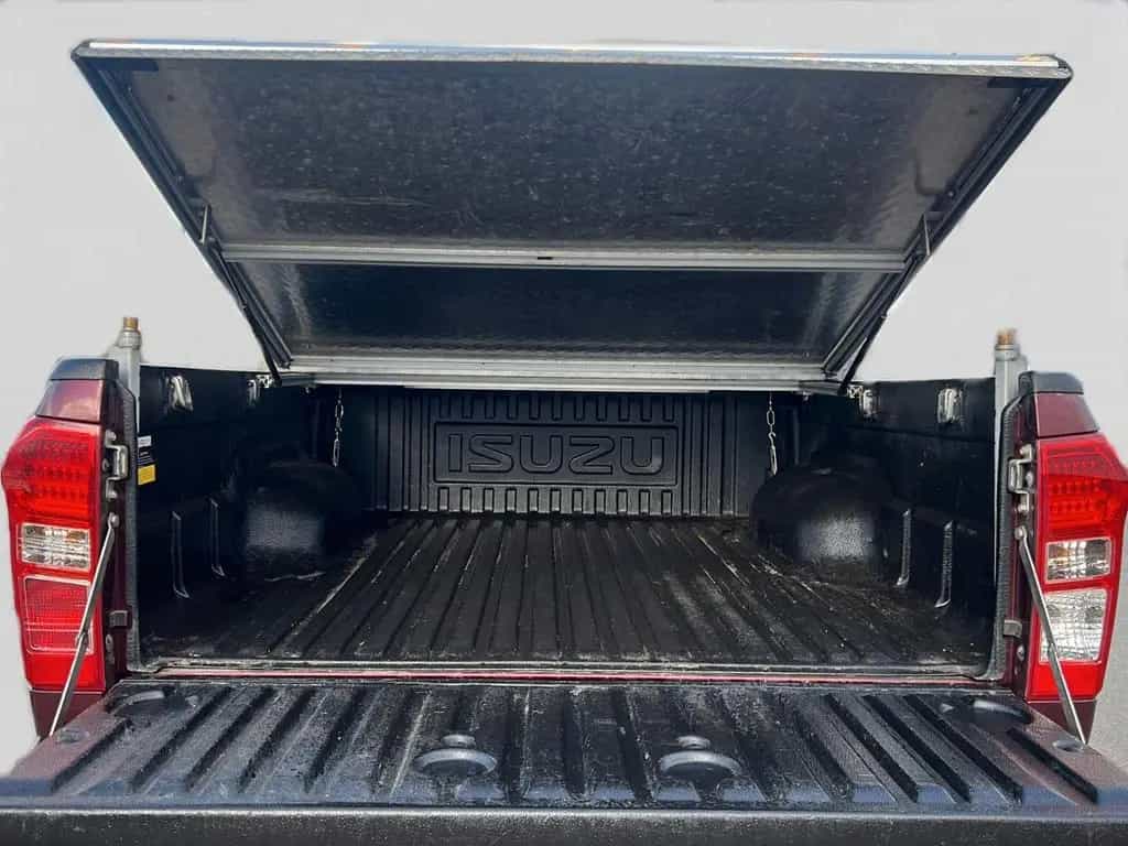 Isuzu D-Max Space Cab 4WD Custom*1HAND*AHK-3.5 To* 10/2013-photo-8