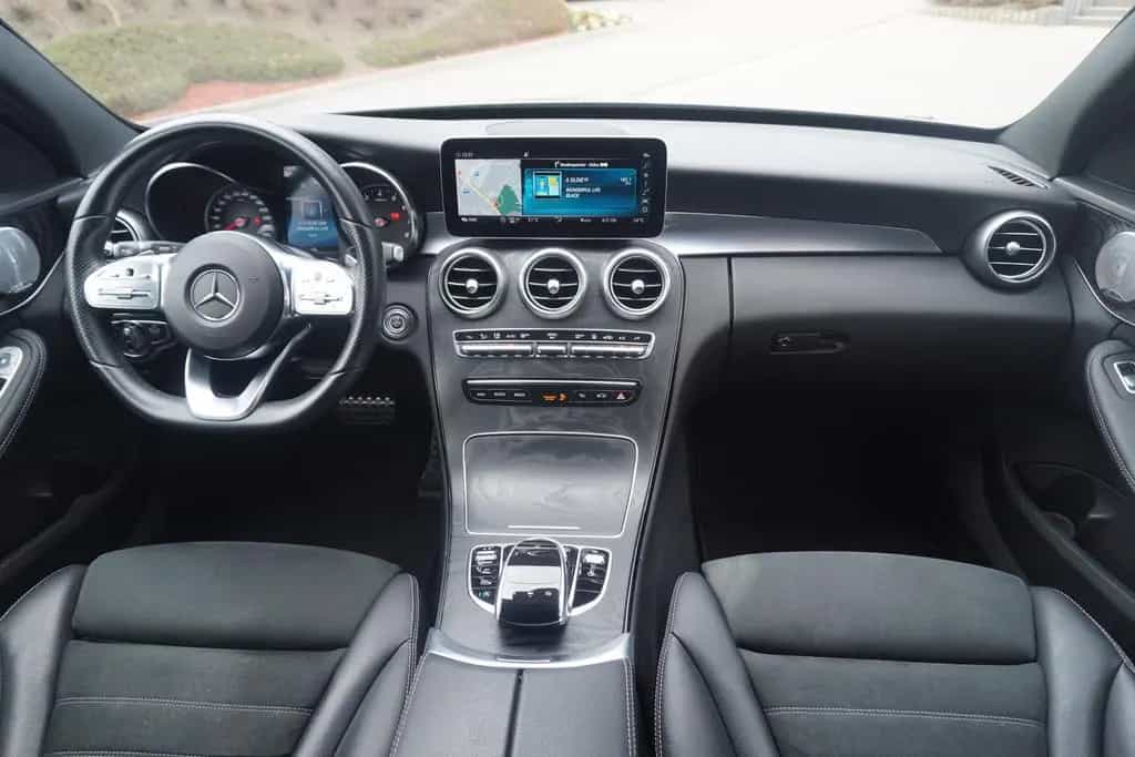 Mercedes-Benz C 300 C300 T-Modell  AMG Line Aut. LED Navi AHK Kamera 01/2019-photo-10