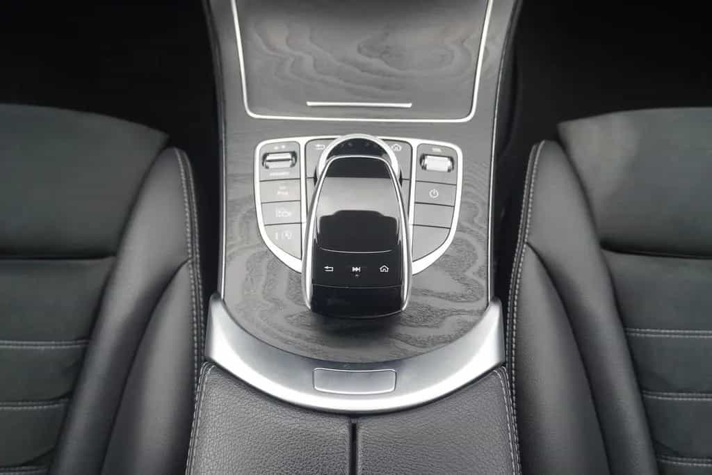 Mercedes-Benz C 300 C300 T-Modell  AMG Line Aut. LED Navi AHK Kamera 01/2019-photo-12