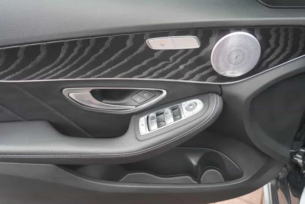 Mercedes-Benz C 300 C300 T-Modell  AMG Line Aut. LED Navi AHK Kamera 01/2019-photo-21
