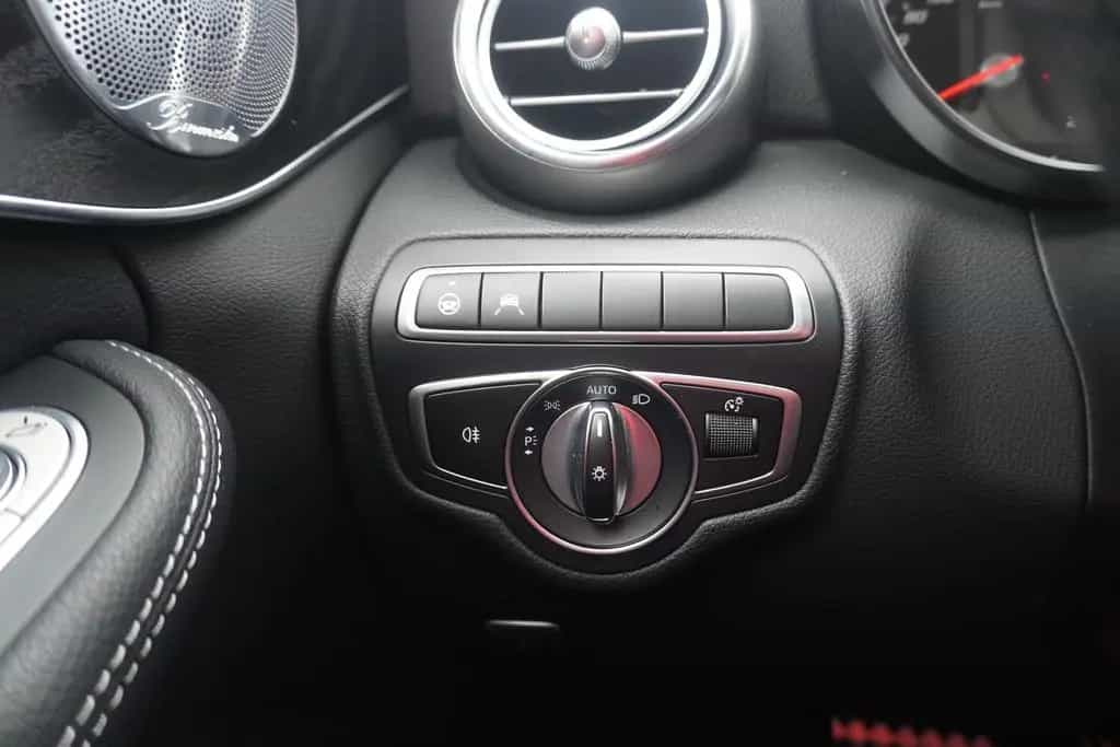 Mercedes-Benz C 300 C300 T-Modell  AMG Line Aut. LED Navi AHK Kamera 01/2019-photo-22