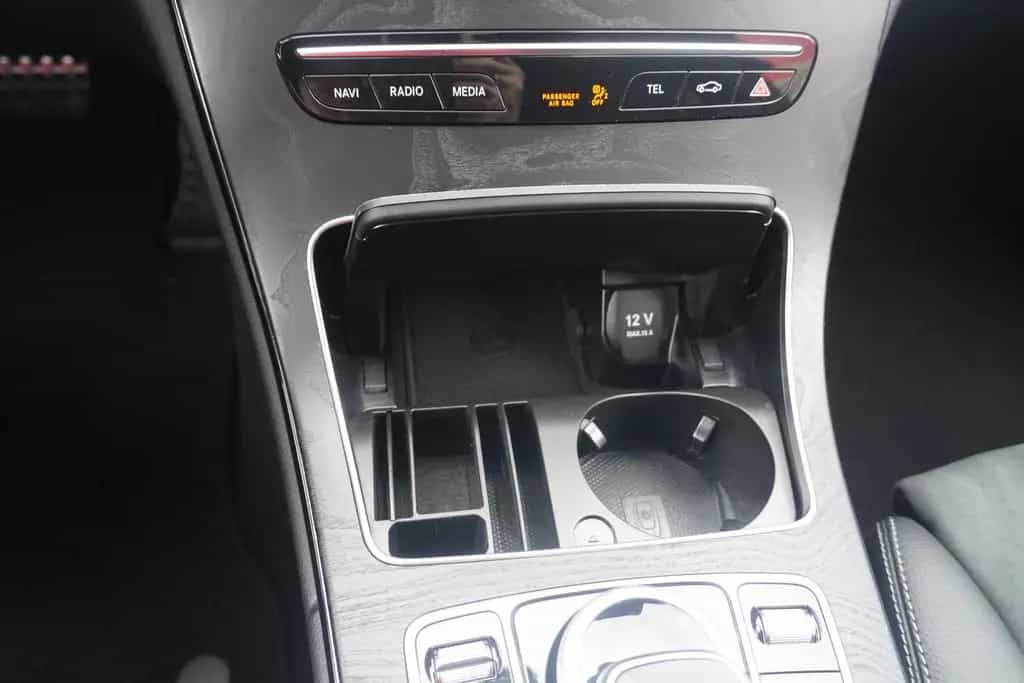 Mercedes-Benz C 300 C300 T-Modell  AMG Line Aut. LED Navi AHK Kamera 01/2019-photo-27