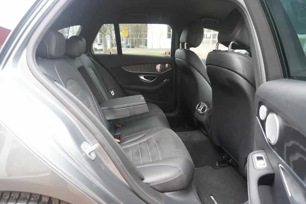 Mercedes-Benz C 300 C300 T-Modell  AMG Line Aut. LED Navi AHK Kamera 01/2019-photo-33