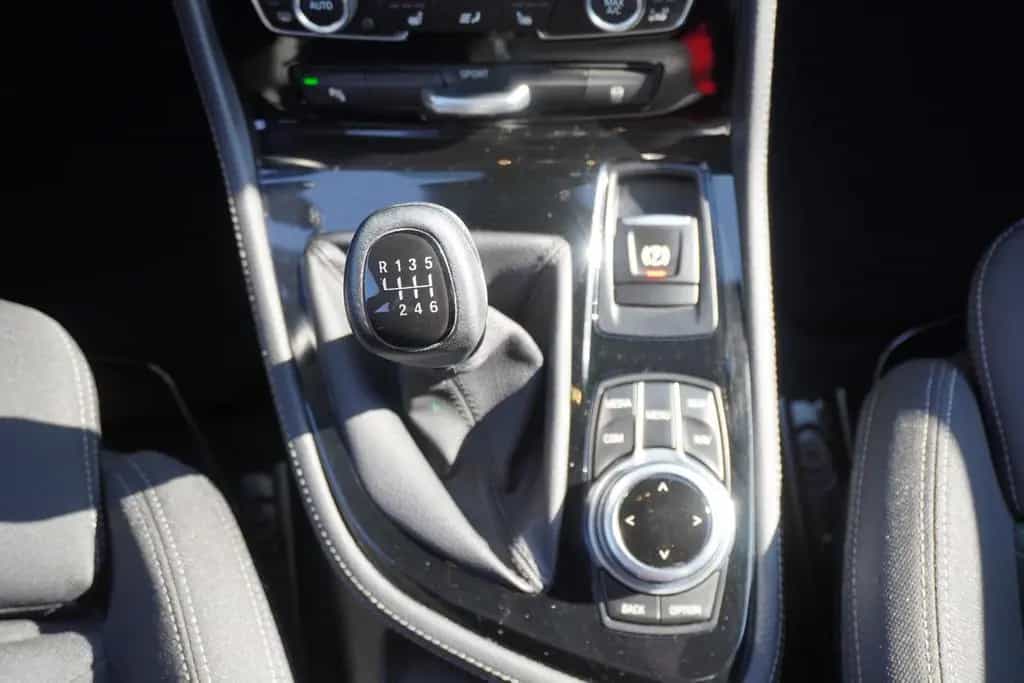 BMW 2 Series 218i Active Tourer Sport Line Navigation Sitzhei 10/2017-photo-16