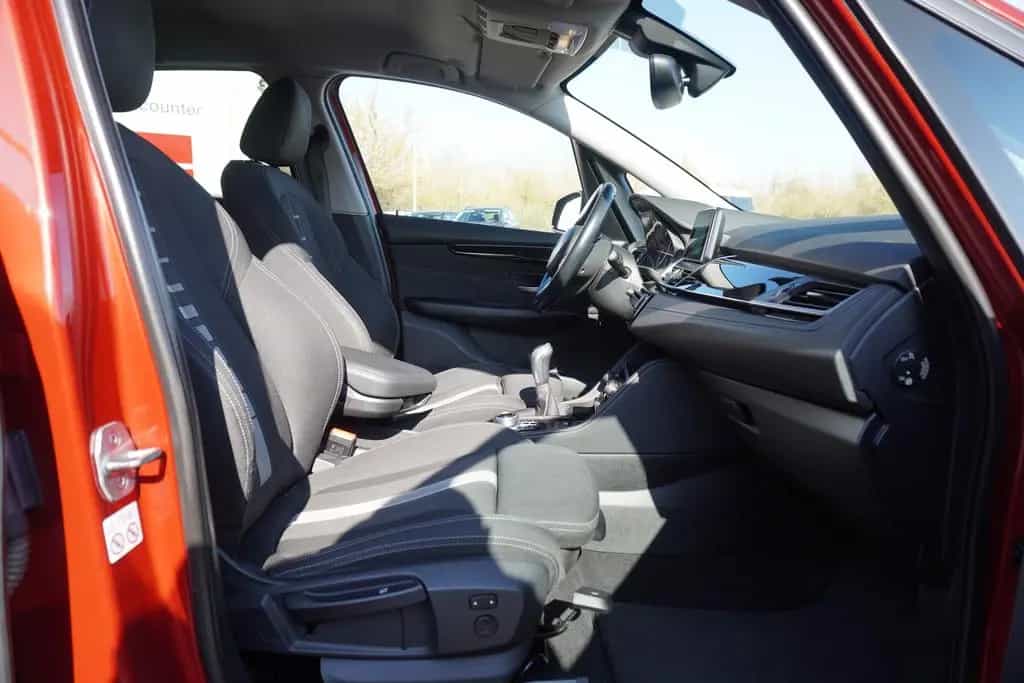 BMW 2 Series 218i Active Tourer Sport Line Navigation Sitzhei 10/2017-photo-24