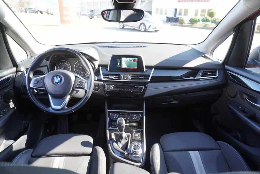 BMW 2 Series 218i Active Tourer Sport Line Navigation Sitzhei 10/2017-photo-8