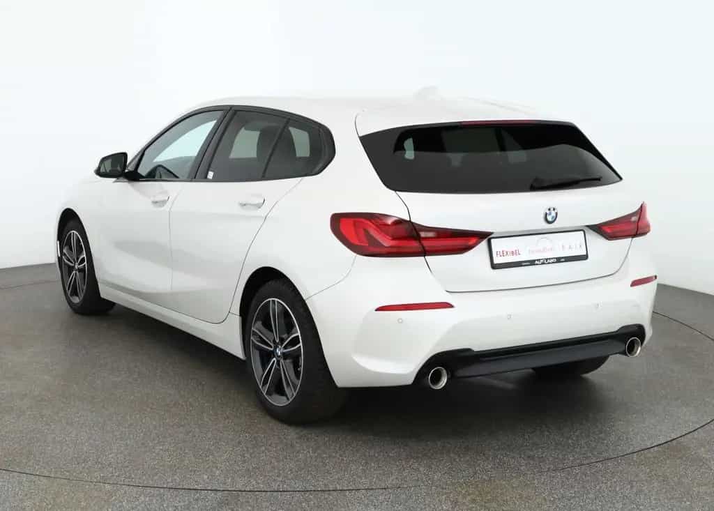 BMW 118 dA Sport Line LED Navi DAB Teilleder Sitzhzg. 07/2020-photo-2
