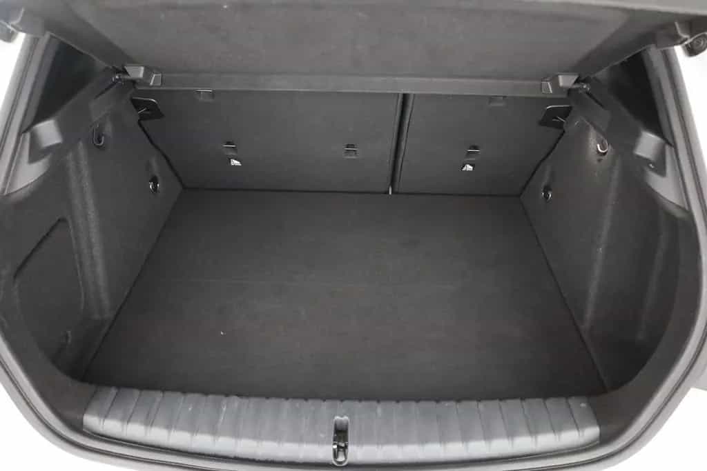 BMW 118 dA Sport Line LED Navi DAB Teilleder Sitzhzg. 07/2020-photo-24