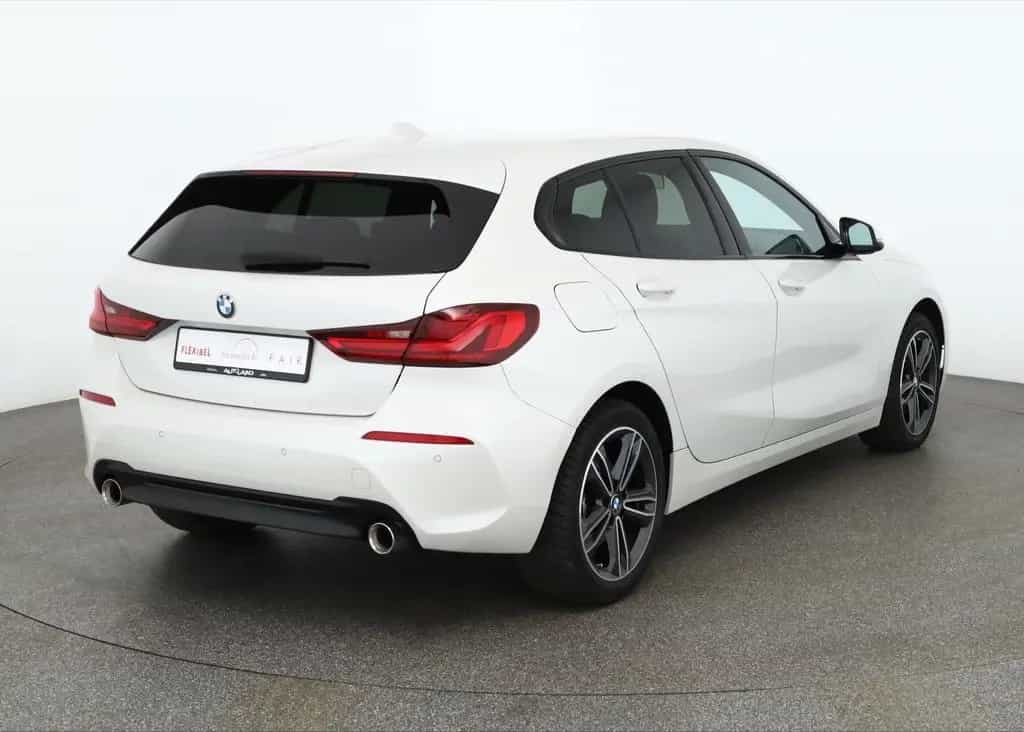 BMW 118 dA Sport Line LED Navi DAB Teilleder Sitzhzg. 07/2020-photo-4