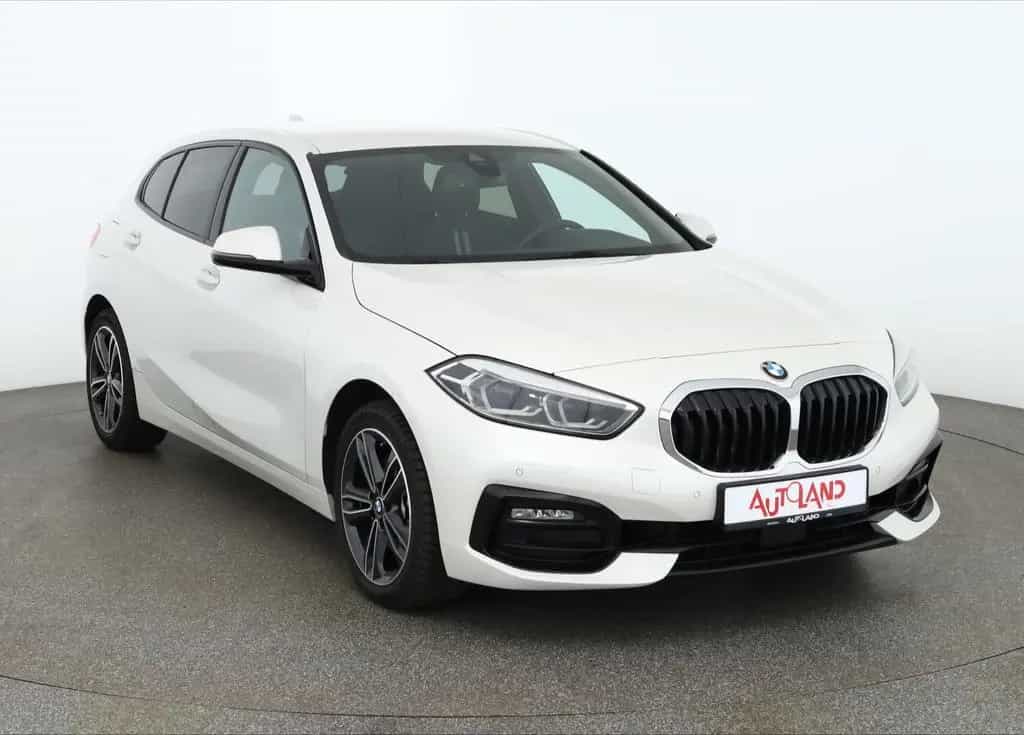 BMW 118 dA Sport Line LED Navi DAB Teilleder Sitzhzg. 07/2020-photo-6