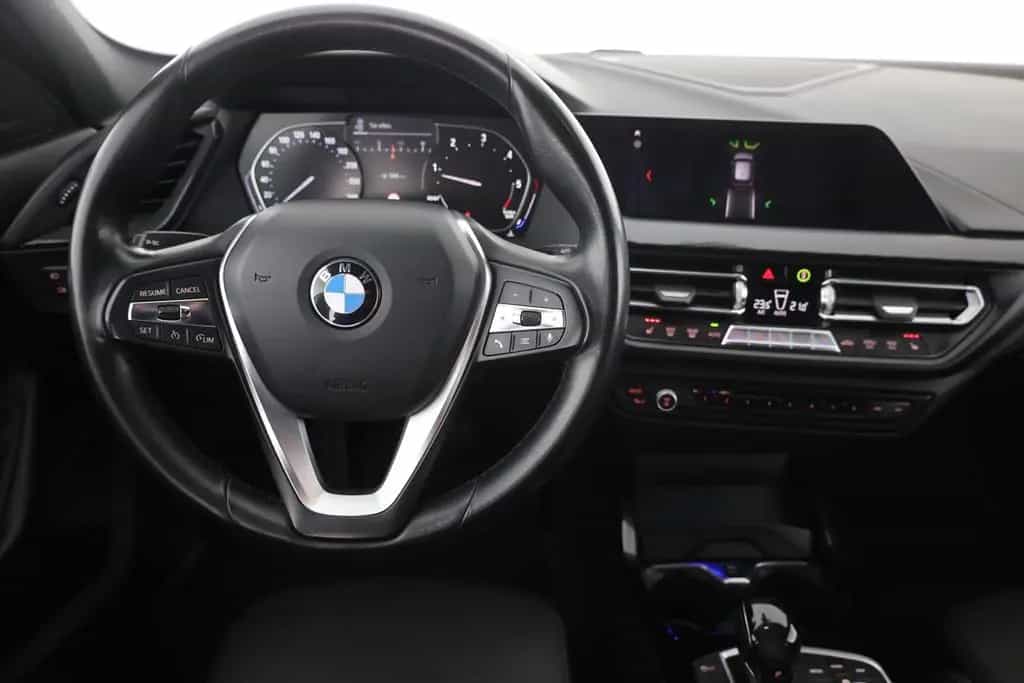 BMW 118 dA Sport Line LED Navi DAB Teilleder Sitzhzg. 07/2020-photo-9