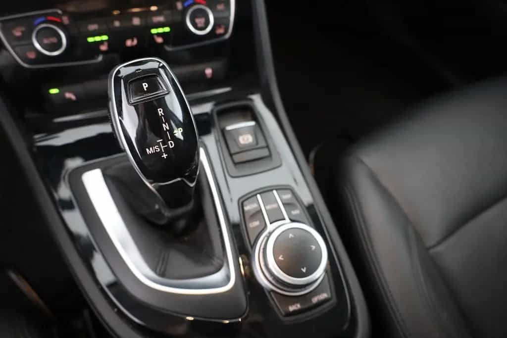 BMW 220 d Gran Tourer Advantage LED Navi PDC AHK 04/2018-photo-13