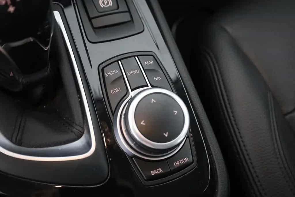 BMW 220 d Gran Tourer Advantage LED Navi PDC AHK 04/2018-photo-14