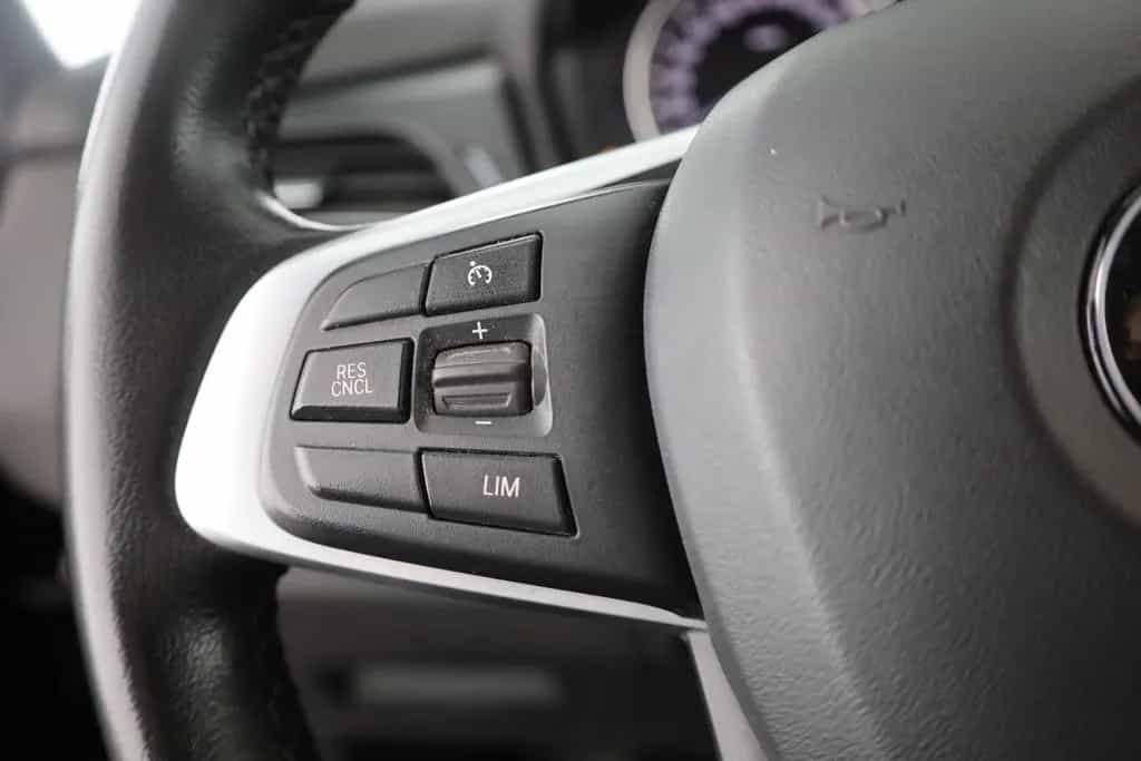 BMW 220 d Gran Tourer Advantage LED Navi PDC AHK 04/2018-photo-16