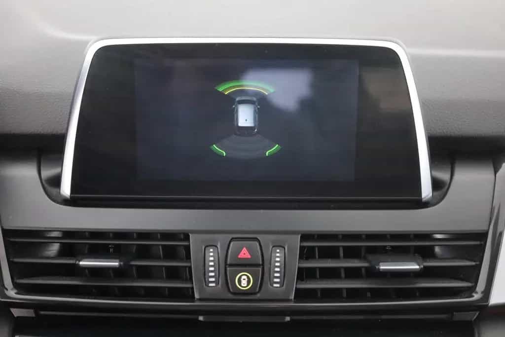 BMW 220 d Gran Tourer Advantage LED Navi PDC AHK 04/2018-photo-27