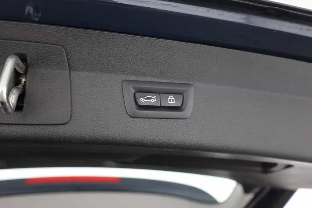 BMW 220 d Gran Tourer Advantage LED Navi PDC AHK 04/2018-photo-28