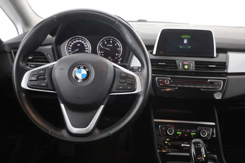 BMW 220 d Gran Tourer Advantage LED Navi PDC AHK 04/2018-photo-9