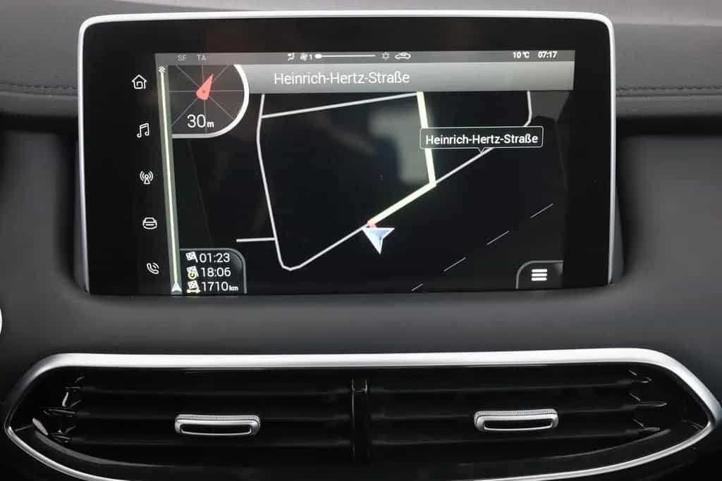 MG HS 1.5 T-GDI Luxury LED Pano Navi 360° 11/2023-photo-10