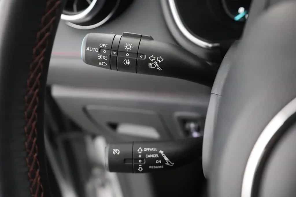 MG HS 1.5 T-GDI Luxury LED Pano Navi 360° 11/2023-photo-16