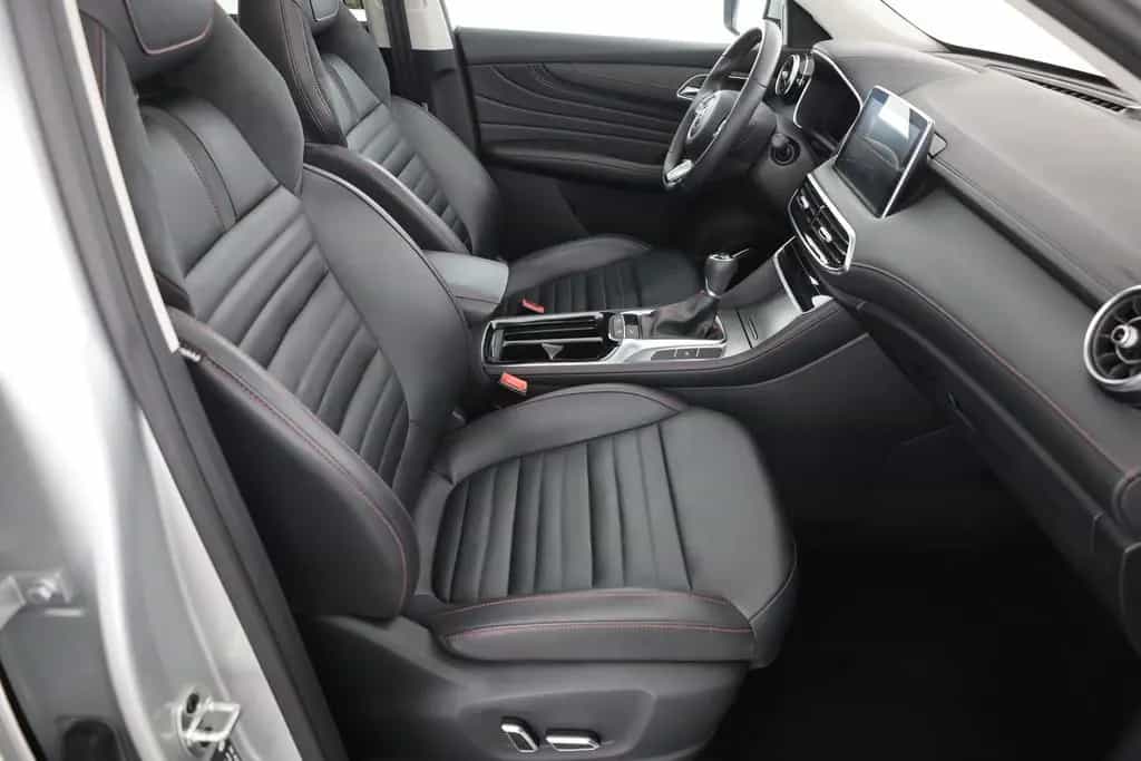 MG HS 1.5 T-GDI Luxury LED Pano Navi 360° 11/2023-photo-20