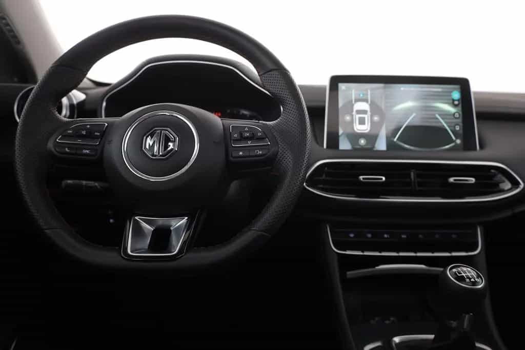MG HS 1.5 T-GDI Luxury LED Pano Navi 360° 11/2023-photo-9
