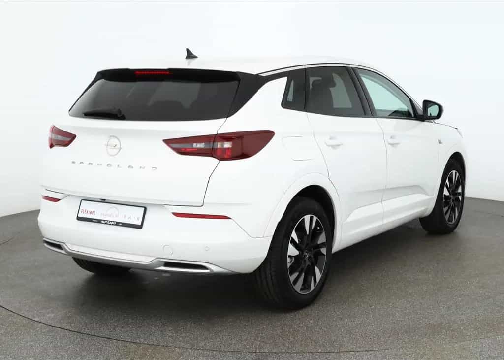 Opel Grandland 1.5 CDTI Elegance LED Navi AHK 360° 01/2023-photo-4