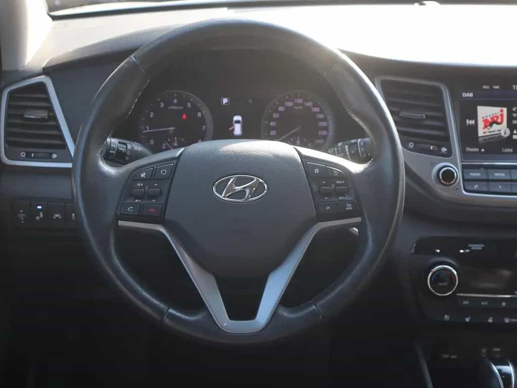 Hyundai TUCSON 1.6 T-GDI Premium 4WD LED Navi Panorama 07/2016-photo-20