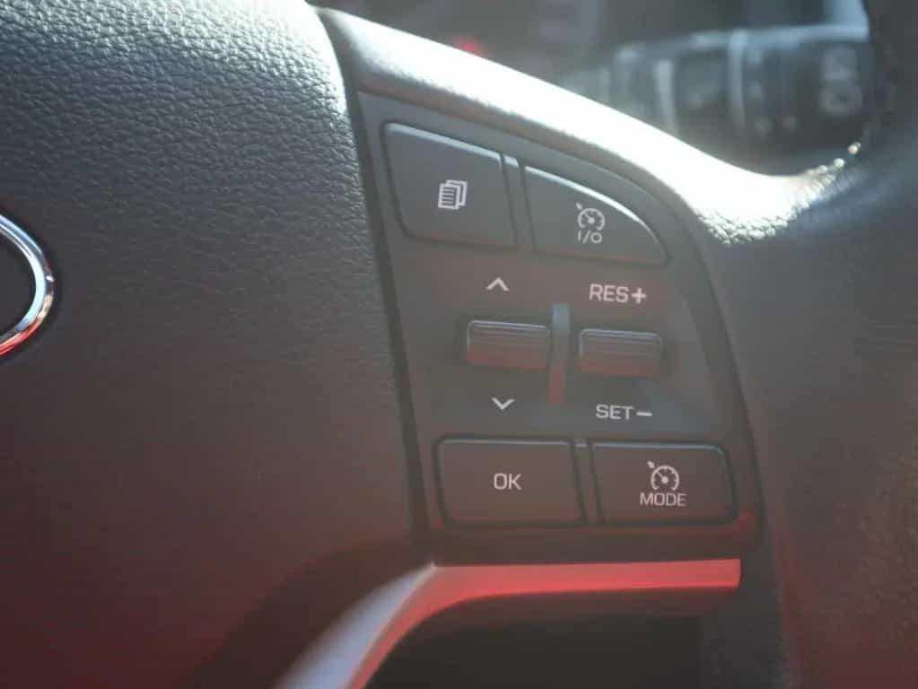 Hyundai TUCSON 1.6 T-GDI Premium 4WD LED Navi Panorama 07/2016-photo-24